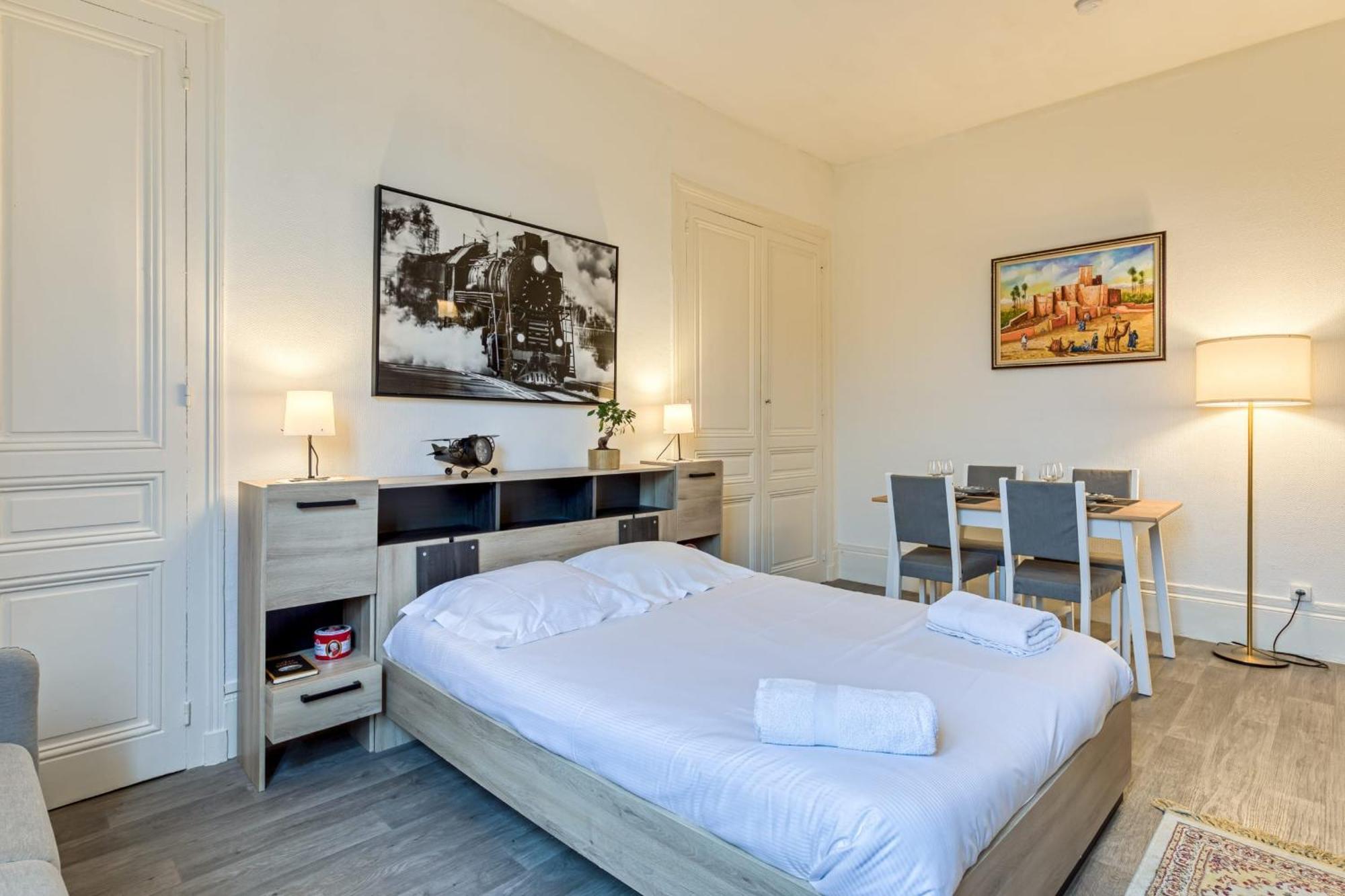 Gary Joli F2 Au Pied De La Gare De Rouen Apartment Luaran gambar